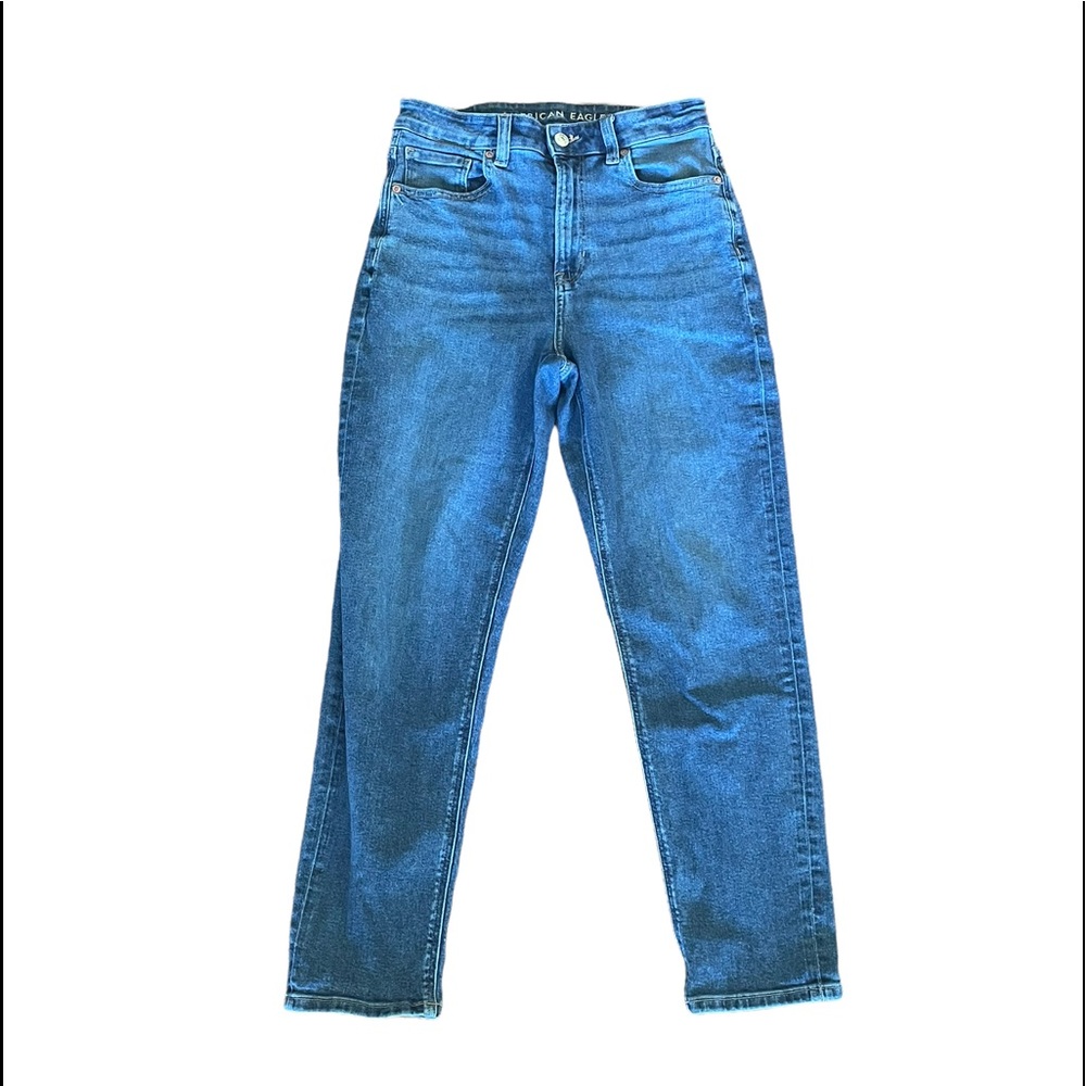 American Eagle light wash high waist mom denim blue jean size 6 - Picture 1 of 11